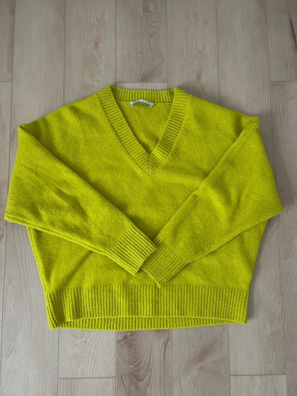 Zara V-Neck Sweater in Bright Lime